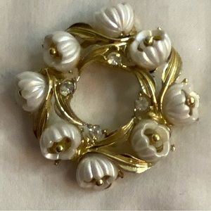 Vintage Flower Wreath Lapel‎ Broach